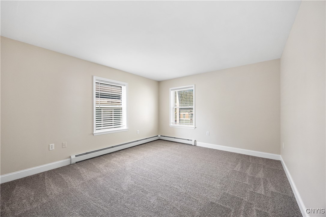 362 Washington Avenue Oneida, NY 13421 - Photo 14 of 46