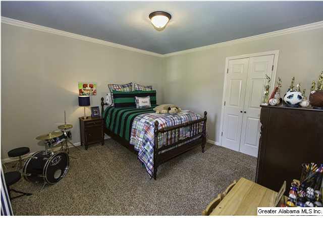 2604 Southminster Road Birmingham, AL 35243 - Photo 9 of 26