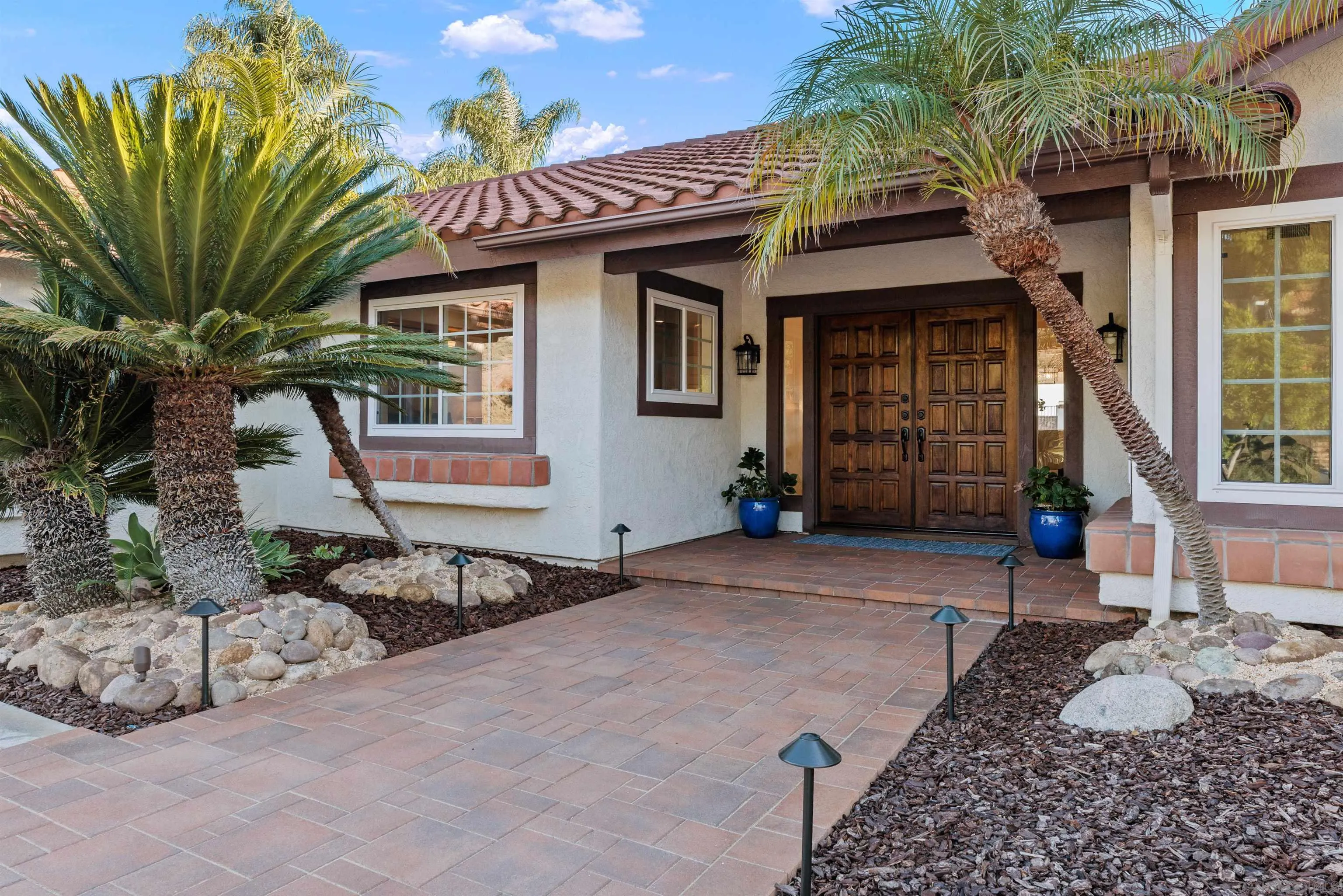 1611 Stoneridge Circle Escondido, CA 92029 - Photo 5 of 30 a front view of a house