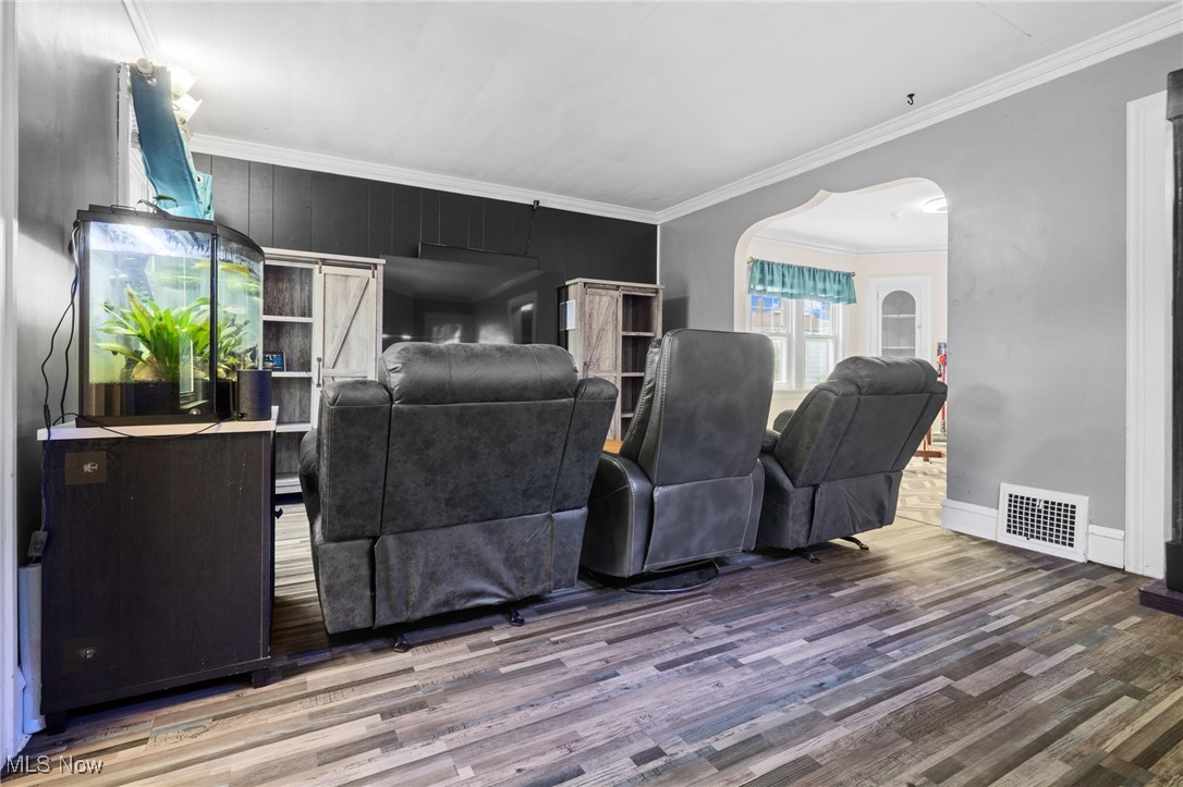 6478 Kerneywood Road Parma, OH 44129 - Photo 4 of 26