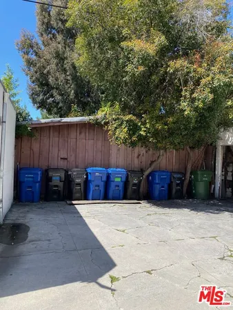 $2,100 | 837 North Alexandria Avenue, Unit 1/2, Los Angeles, CA 90029