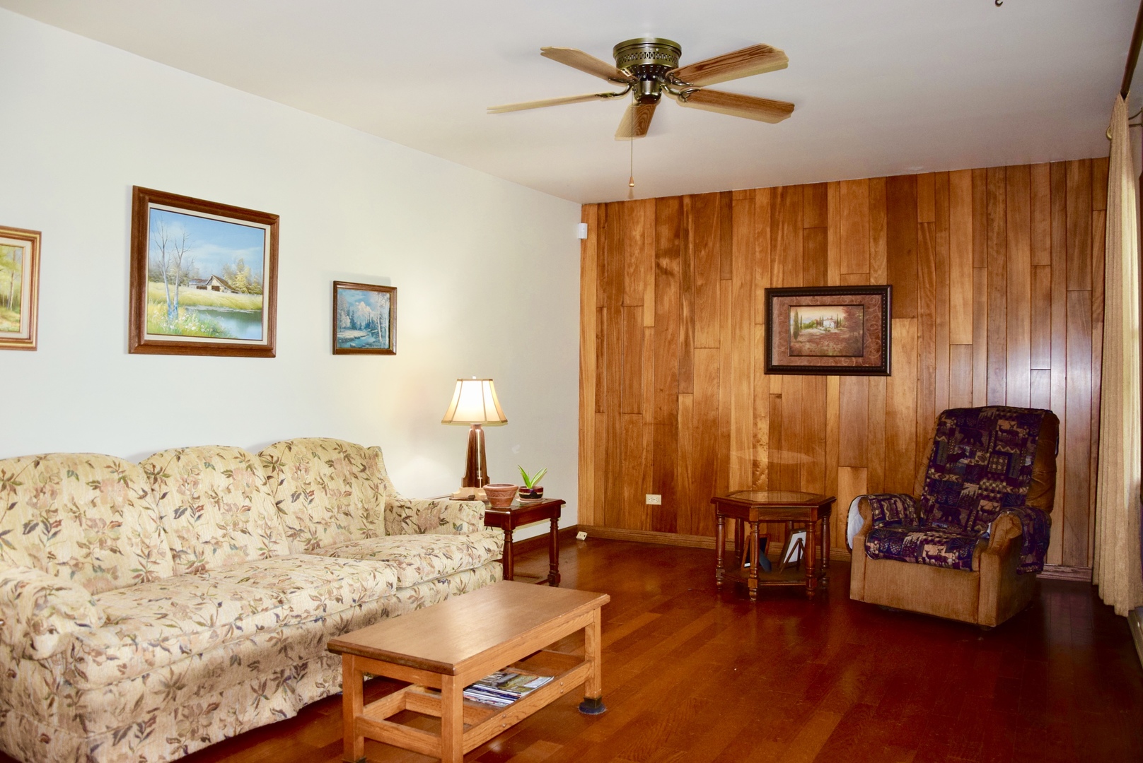 3449 Phillips Avenue Steger, IL 60475 - Photo 4 of 25 a living room with furniture and wooden floor