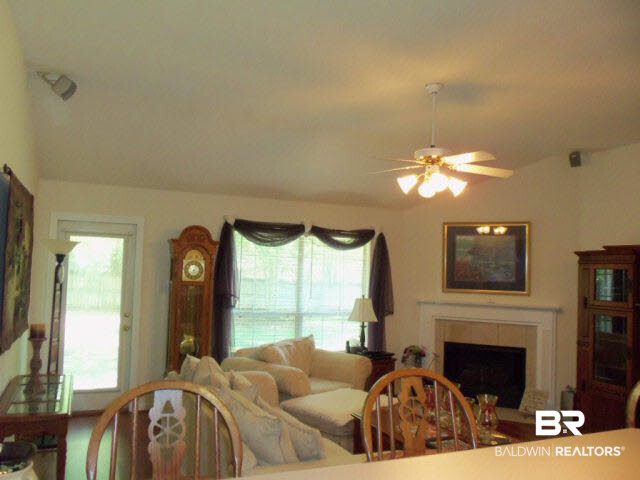 28895 Canterbury Road Daphne, AL 36526 - Photo 8 of 22