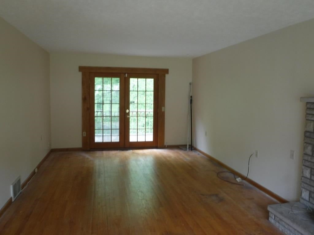 6166 Birkewood Road Huntington, WV 25705 - Photo 3 of 14 Gallery Image 3