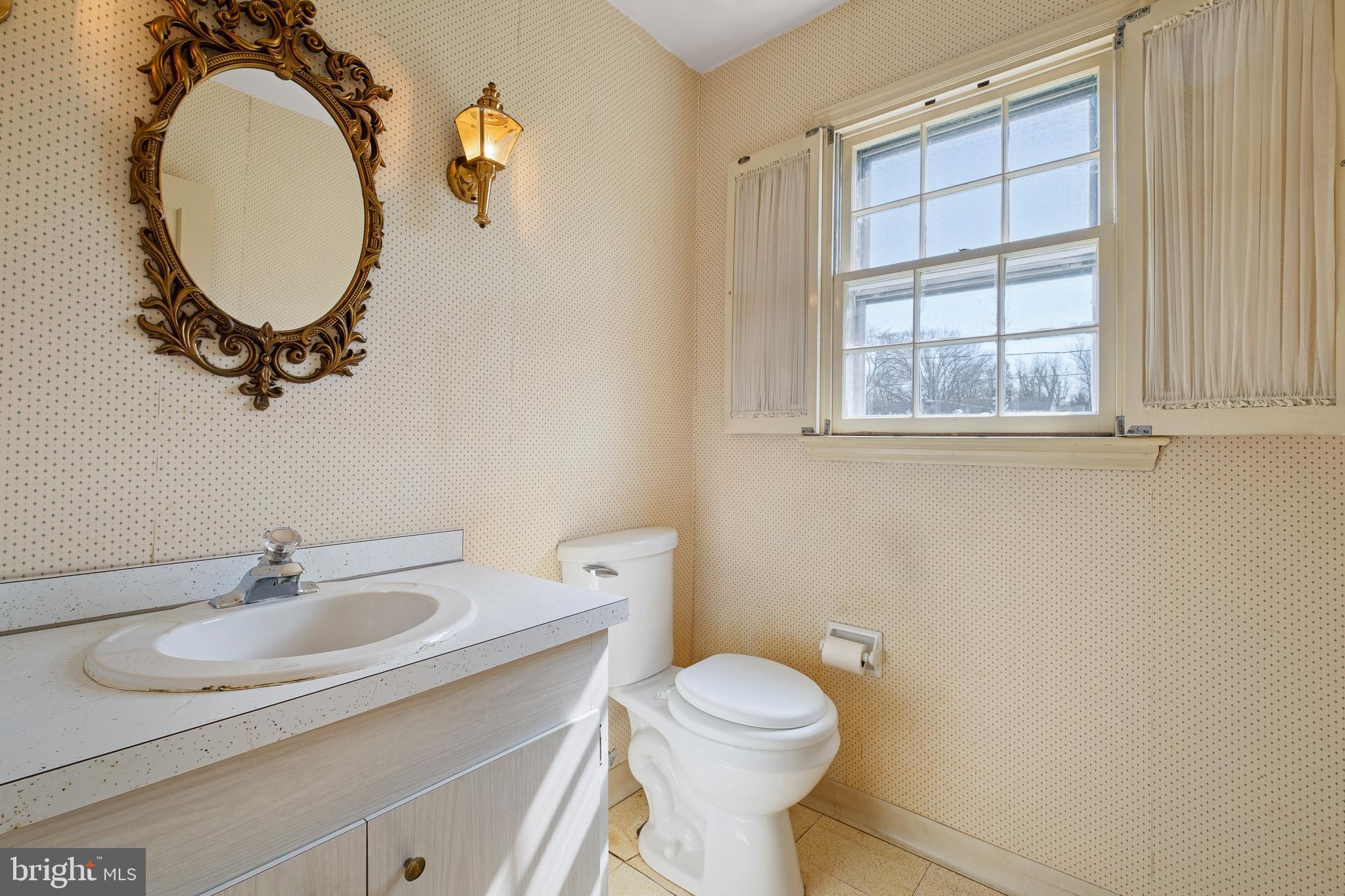 3214 Romilly Road Wilmington, DE 19810 - Photo 16 of 40 Main level powder room