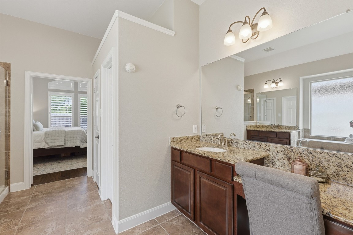 6718 Honeycrest Lane Spring, TX 77389 - Photo 26 of 50