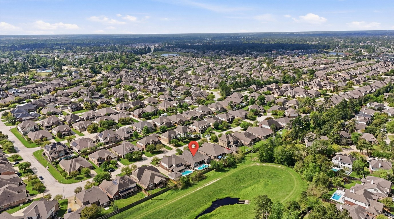 6718 Honeycrest Lane Spring, TX 77389 - Photo 39 of 50