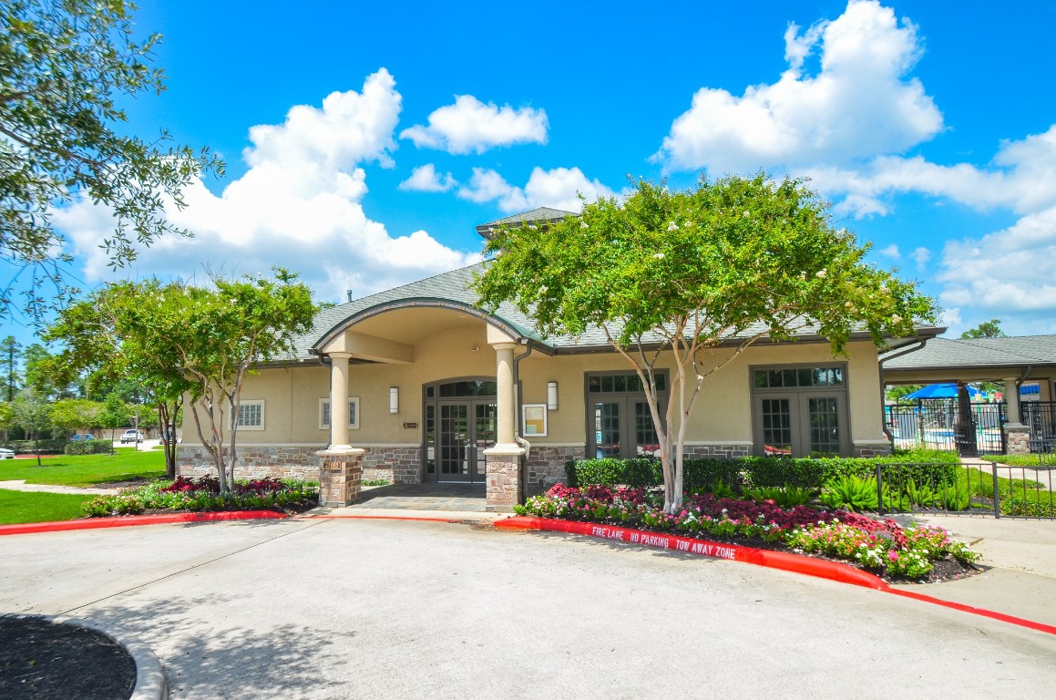 6718 Honeycrest Lane Spring, TX 77389 - Photo 42 of 50