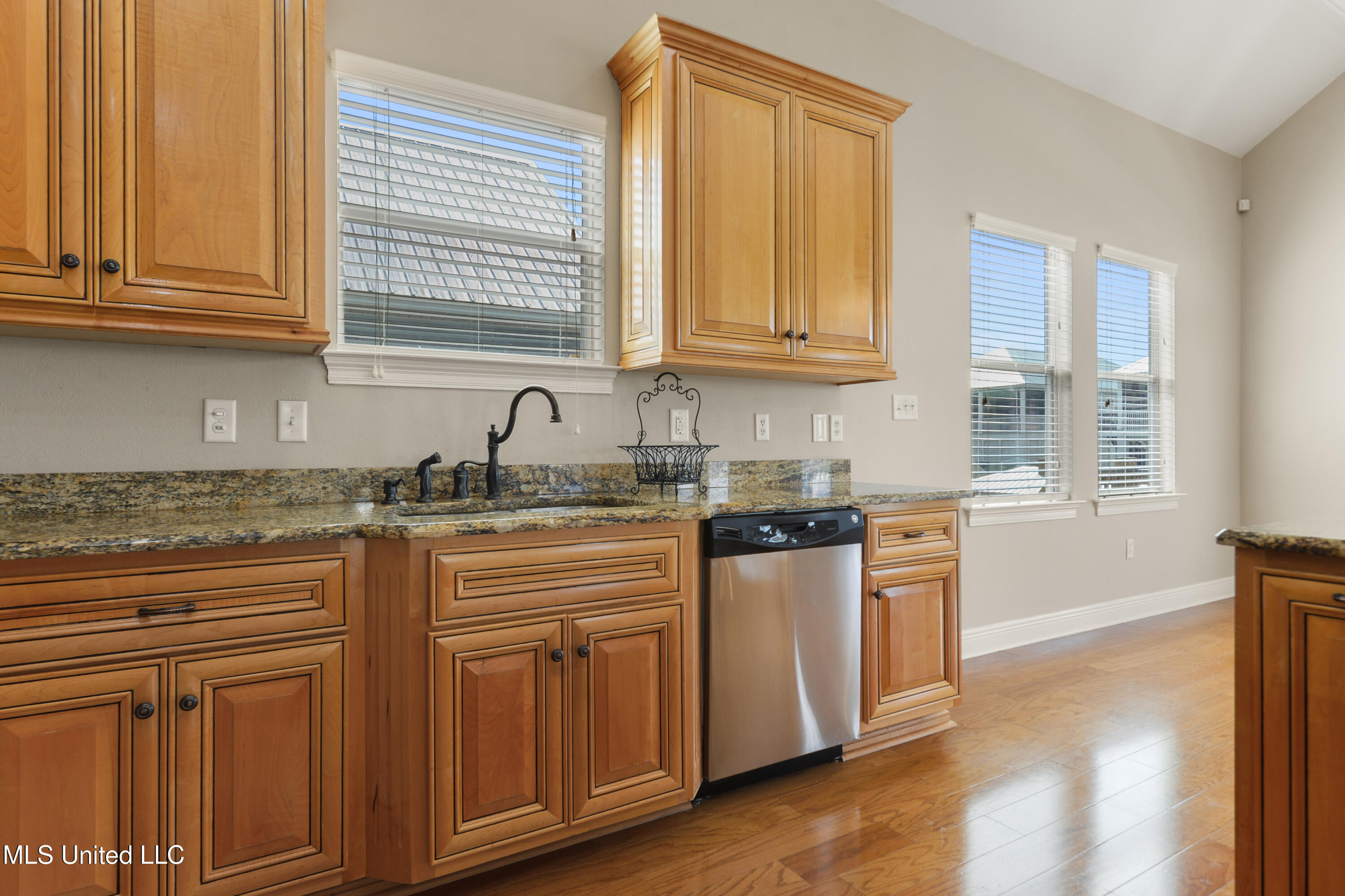 4027 Borneo Street Bay St. Louis, MS 39520 - Photo 13 of 41 B013 (6)