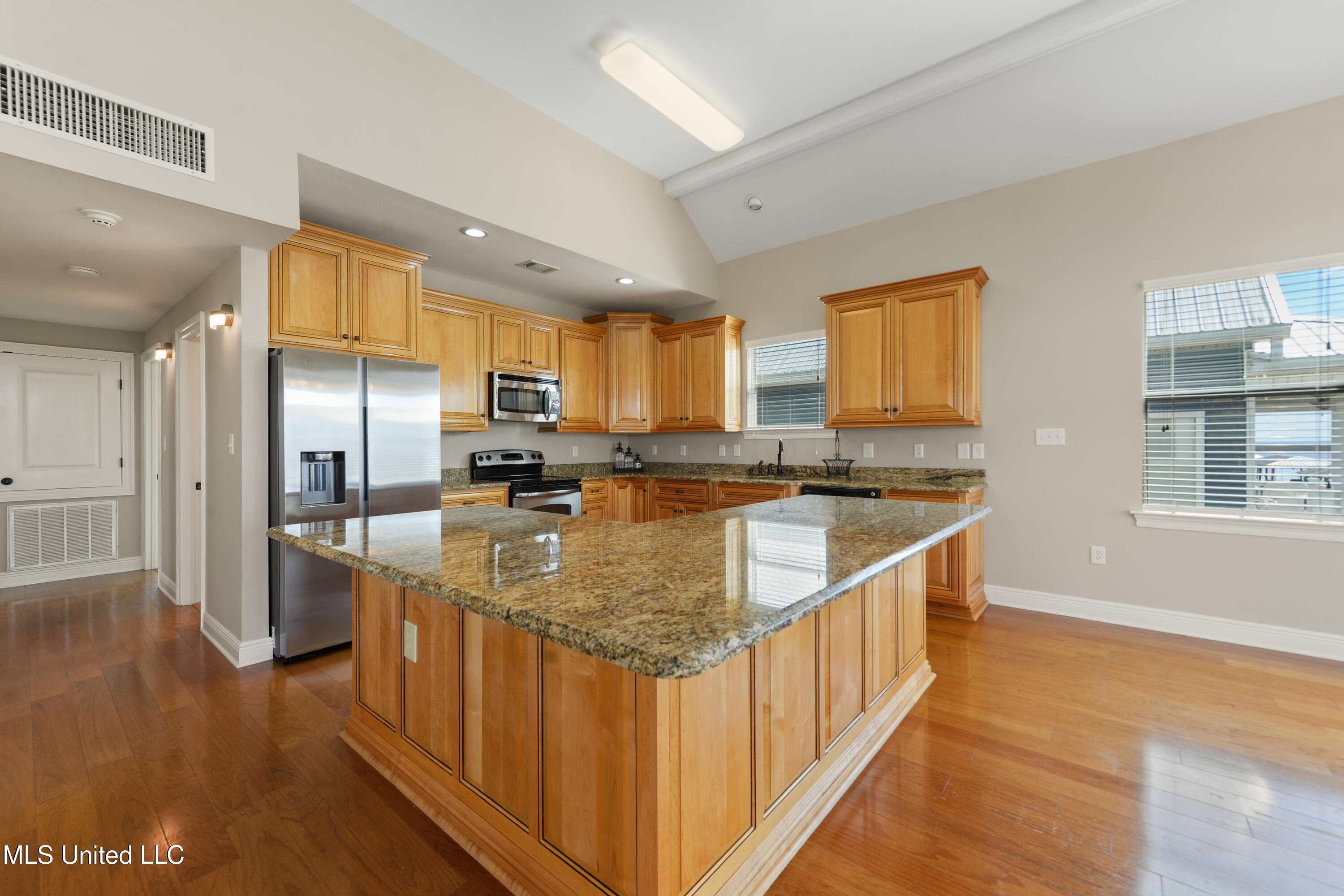 4027 Borneo Street Bay St. Louis, MS 39520 - Photo 10 of 41 B010 (7)