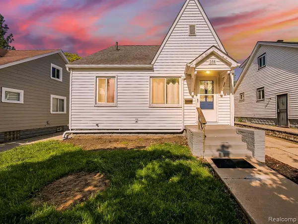 $1,450 | 358 South Marshall Street, Pontiac, MI 48342