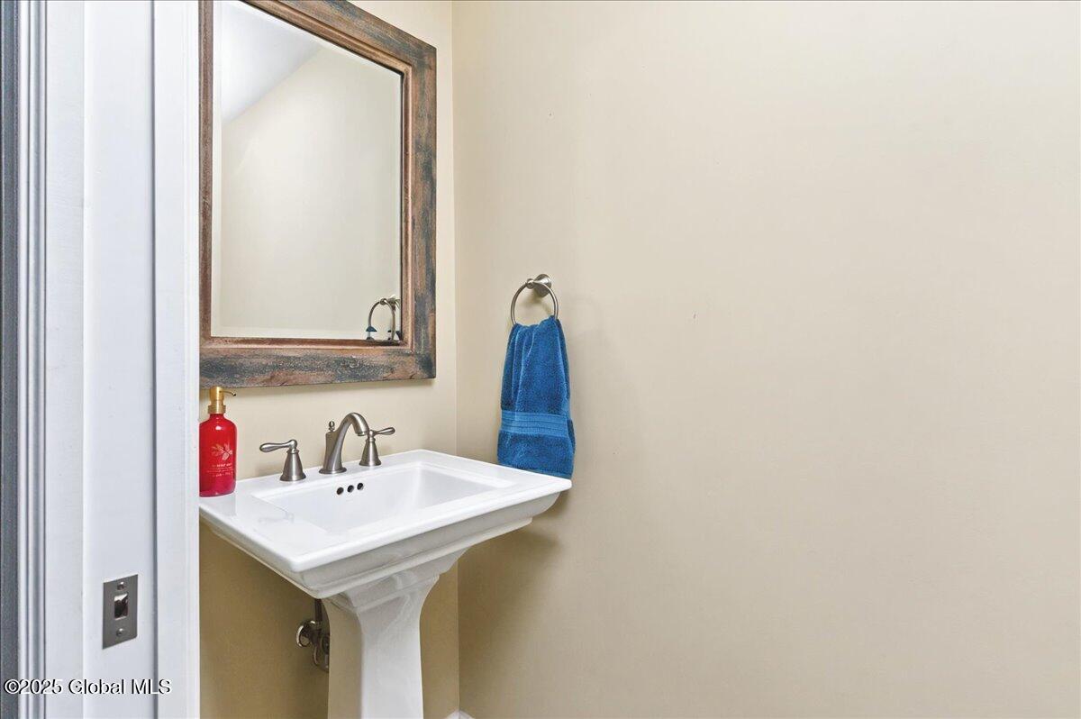 26 Picard Road Voorheesville, NY 12186 - Photo 29 of 77 55-26 PICARD-55