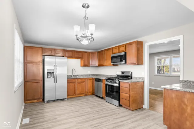 $299,999 | 8949 South McGray Drive, Pendleton, IN 46064