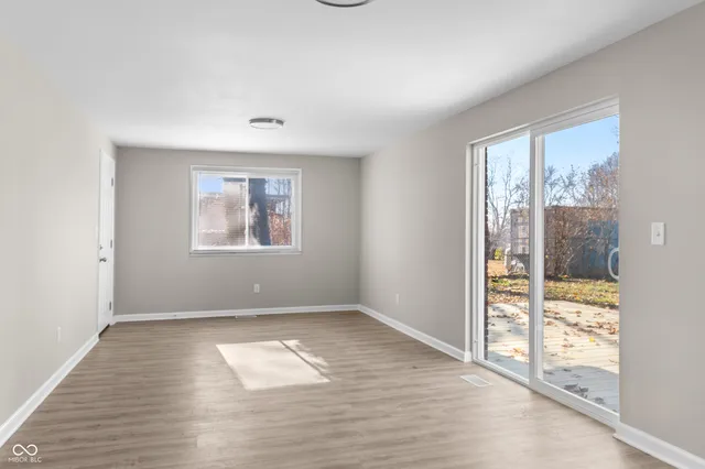 $299,999 | 8949 South McGray Drive, Pendleton, IN 46064