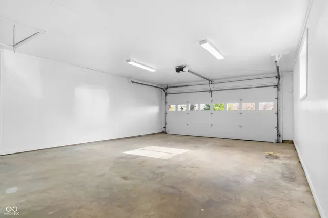 $299,999 | 8949 South McGray Drive, Pendleton, IN 46064