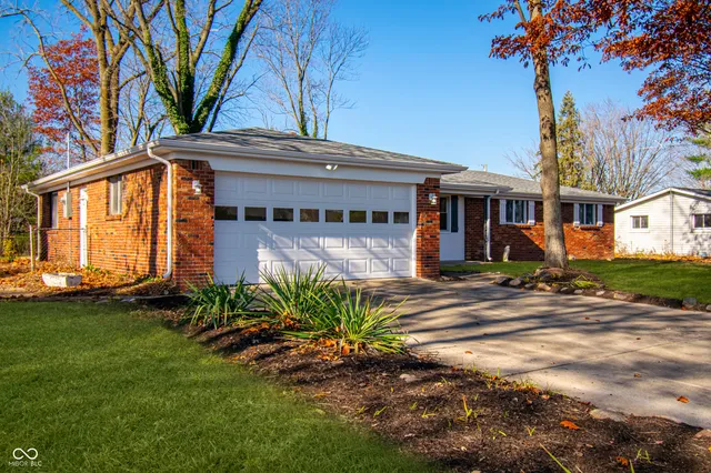 $299,999 | 8949 South McGray Drive, Pendleton, IN 46064