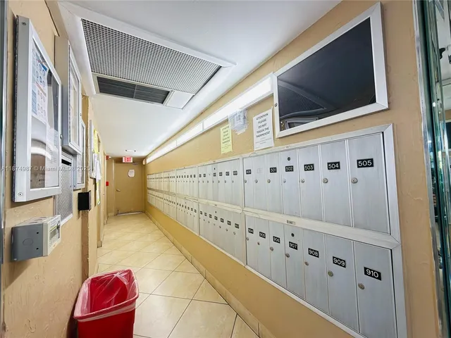 a view of empty room with windows