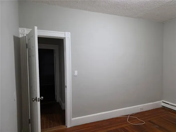 $2,000 | 108 Lenox Avenue, Unit 1, Providence, RI 02907