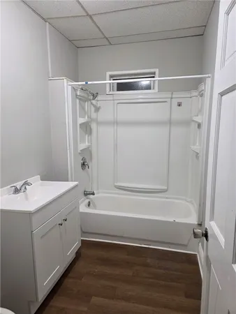 $2,000 | 108 Lenox Avenue, Unit 1, Providence, RI 02907