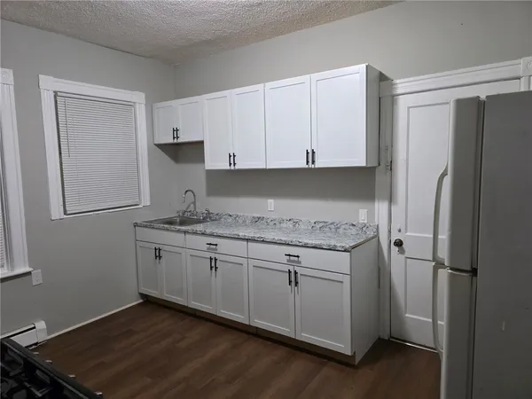 $2,000 | 108 Lenox Avenue, Unit 1, Providence, RI 02907