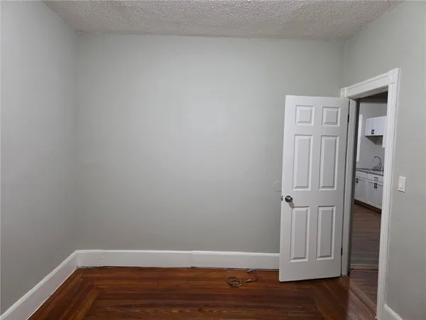 $2,000 | 108 Lenox Avenue, Unit 1, Providence, RI 02907