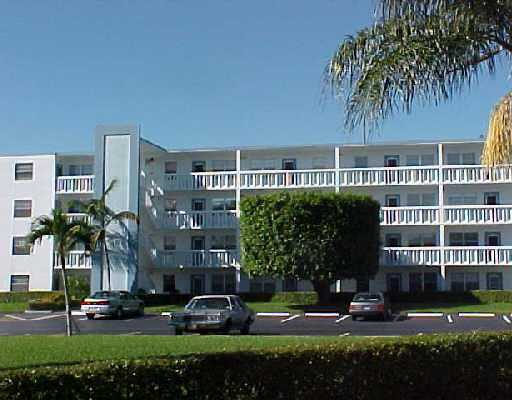 3089 Exeter, Unit E Boca Raton, FL 33434 - Photo 1 of 2 Primary Photo