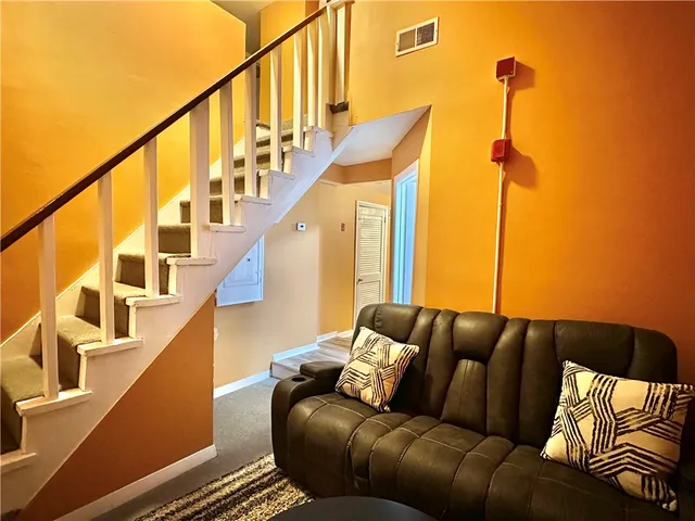 $2,200 | 800 Oakland Beach Avenue, Unit A, Warwick, RI 02889