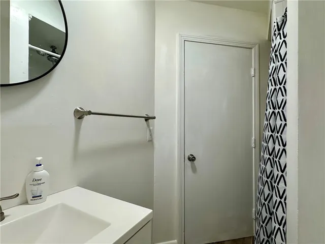 $2,200 | 800 Oakland Beach Avenue, Unit A, Warwick, RI 02889