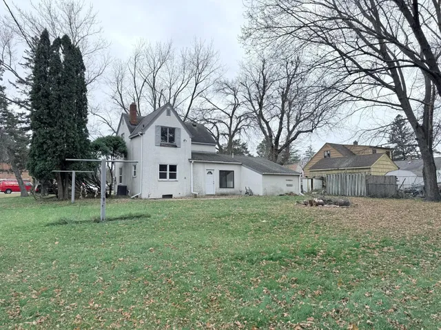 $179,900 | 821 Brook Street, Brainerd, MN 56401