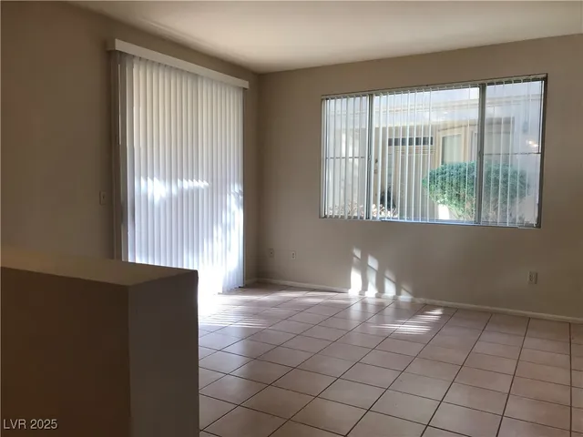 $1,500 | 5155 West Tropicana Avenue, Unit 1155, Las Vegas, NV 89103