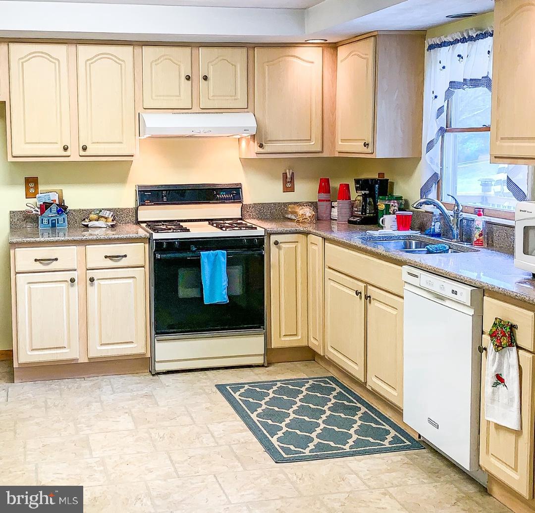 190 Springvale Road Red Lion, PA 17356 - Photo 33 of 50