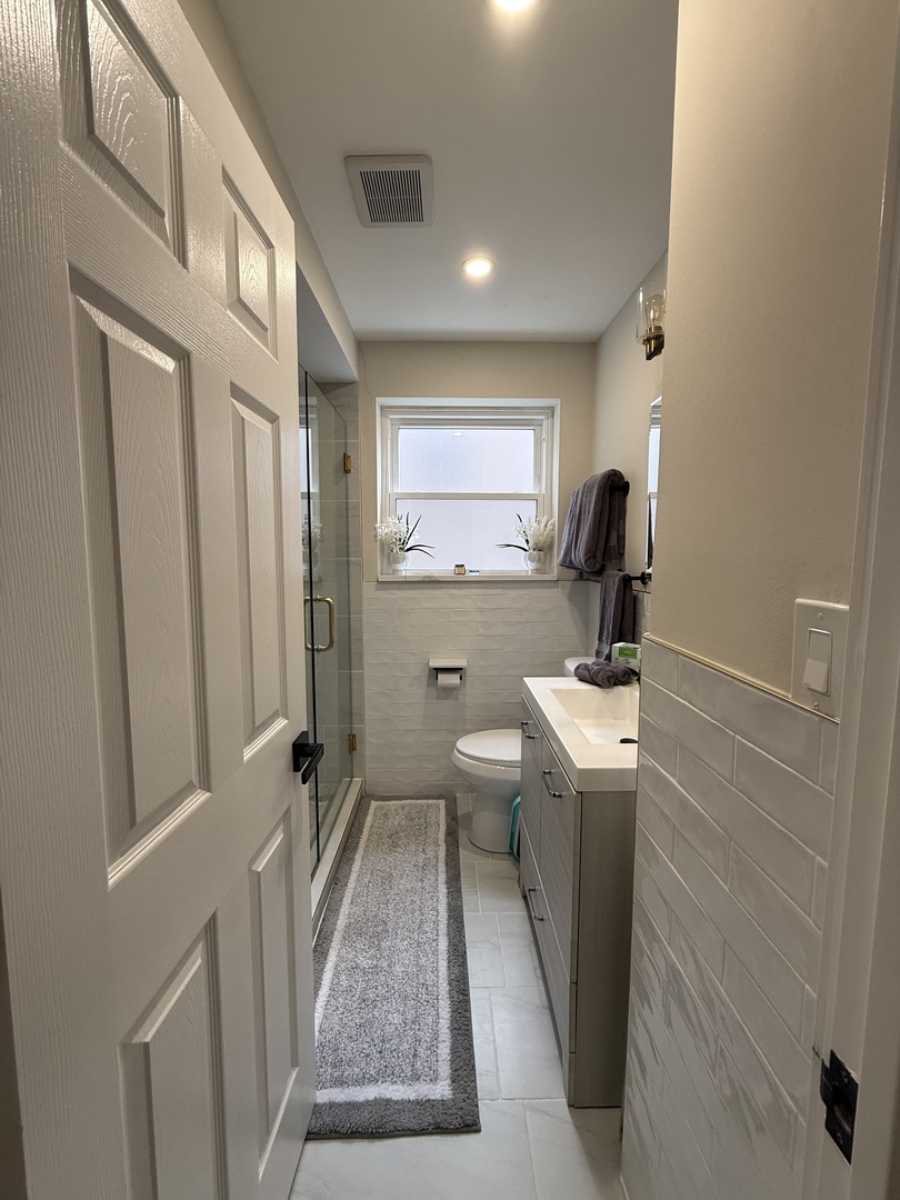 2607 West Rascher Avenue, Unit 1 Chicago, IL 60625 - Photo 10 of 12