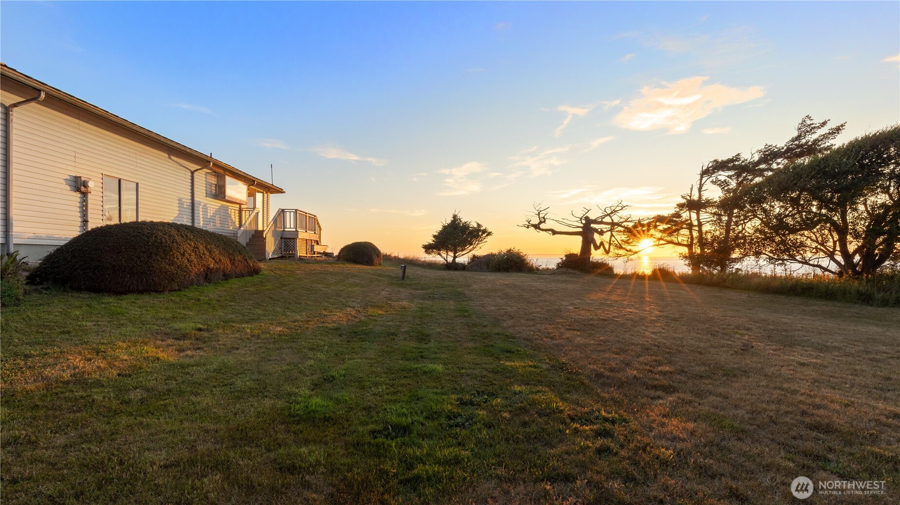2377 West Beach Road Oak Harbor, WA 98277 - Photo 30 of 40 Gallery Image 30