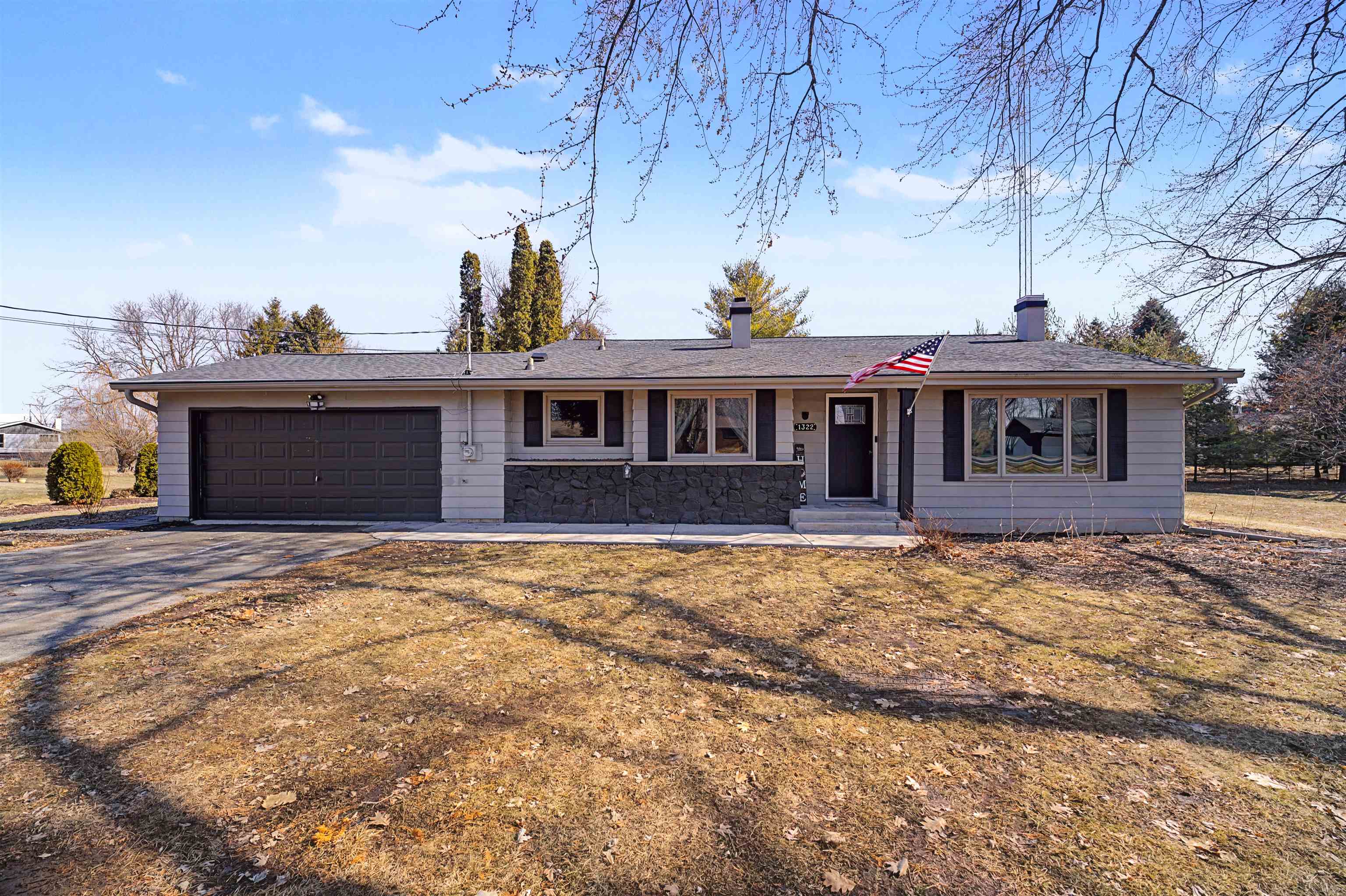N1322 Greenwood Road Greenville, WI 54942 - Photo 1 of 1