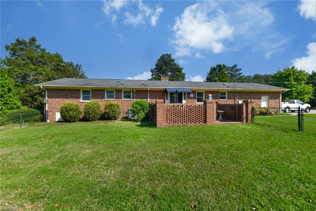 7115 Rockledge Road Whitsett, NC 27377 - Photo 35 of 49