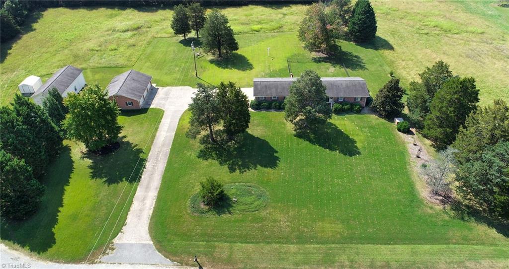 7115 Rockledge Road Whitsett, NC 27377 - Photo 43 of 49