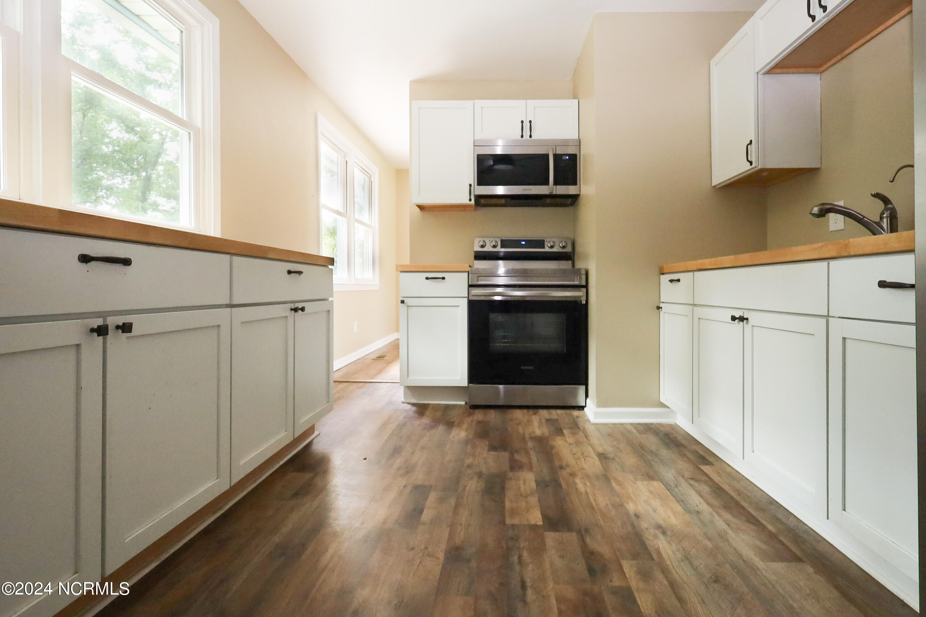 301 Delmar Road Jacksonville, NC 28540 - Photo 15 of 33 IMG_1298