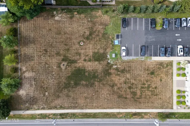 $1,000,000 | 237 Washington Street, Saratoga Springs, NY 12866