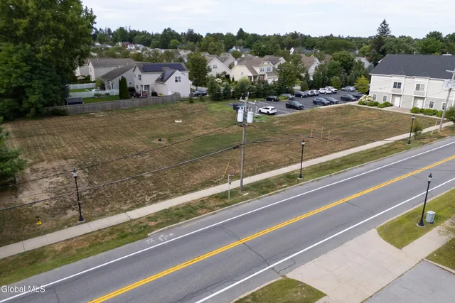 $1,000,000 | 237 Washington Street, Saratoga Springs, NY 12866