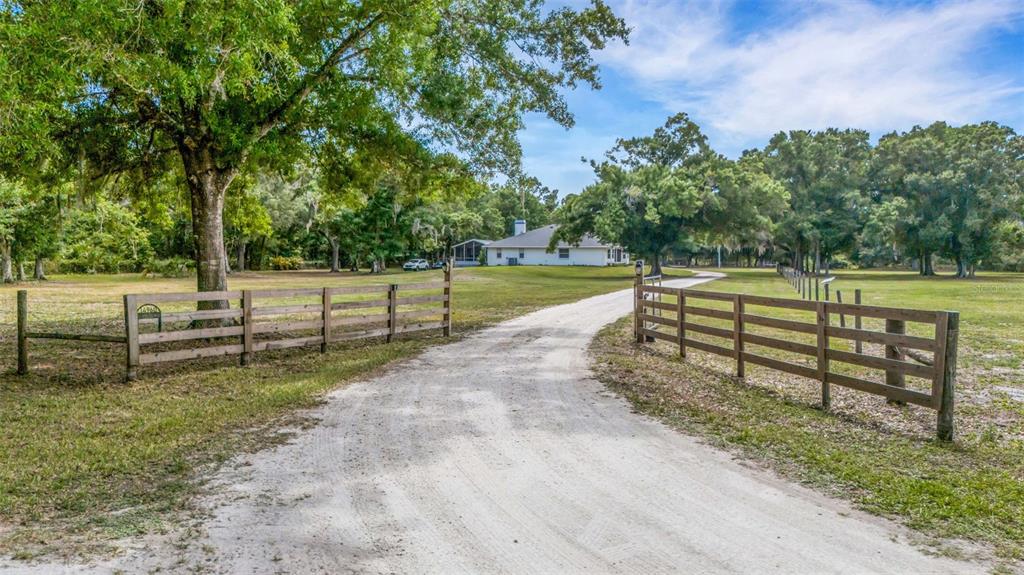 14960 Gibson Road Myakka City, FL 34251 - Photo 4 of 63