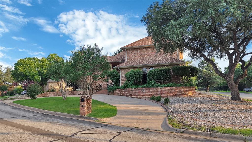 2714 Ridge Top Lane Arlington, TX 76006 - Photo 5 of 39