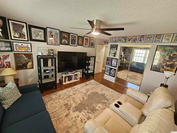 $510,000 | 20 Boca Drive, Hannibal, MO 63401