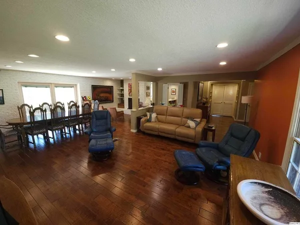 $510,000 | 20 Boca Drive, Hannibal, MO 63401