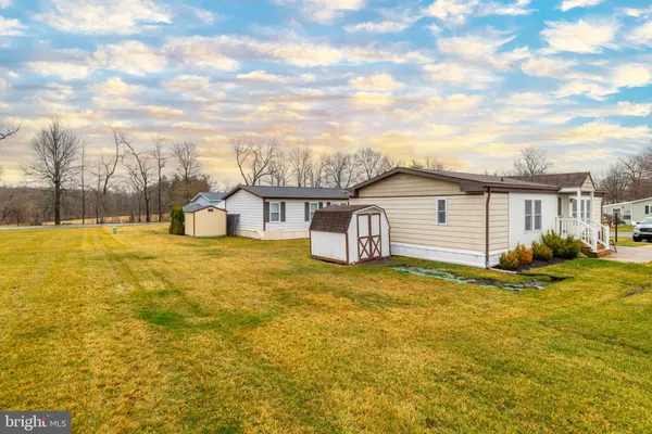 $139,900 | 359 Woodstream Way, North Wales, PA 19454
