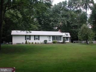 17 Rock Ridge Road Upper Black Eddy, PA 18972 - Photo 1 of 5 Gallery Image 1