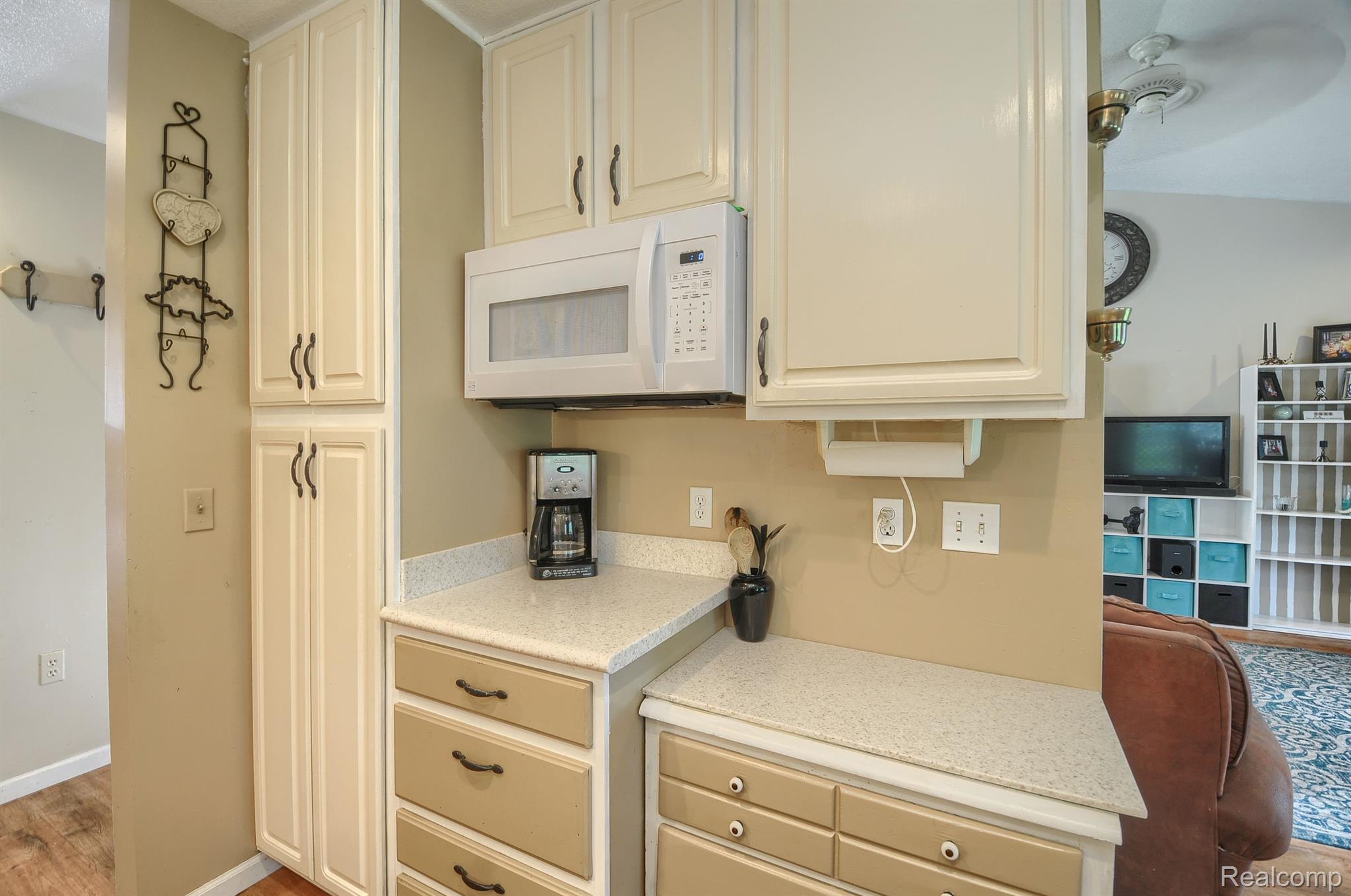 4914 Schott Road Mayville, MI 48744 - Photo 7 of 69 Gallery Image 7