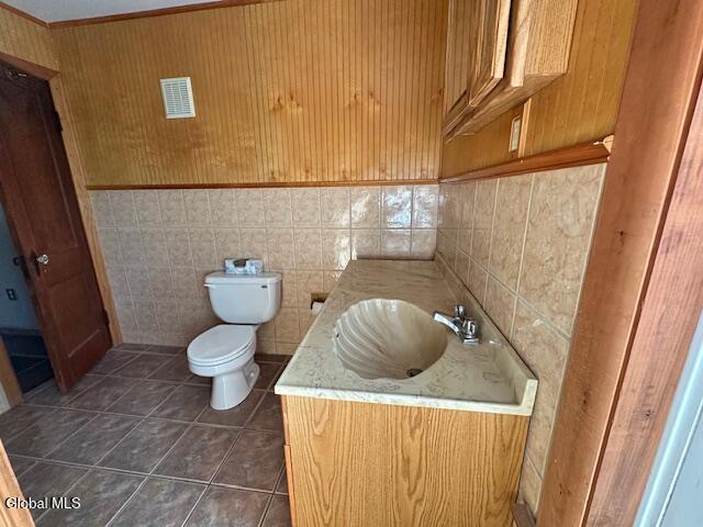 704 Bridge Street Bethlehem, NY 12158 - Photo 15 of 37 IMG_4818