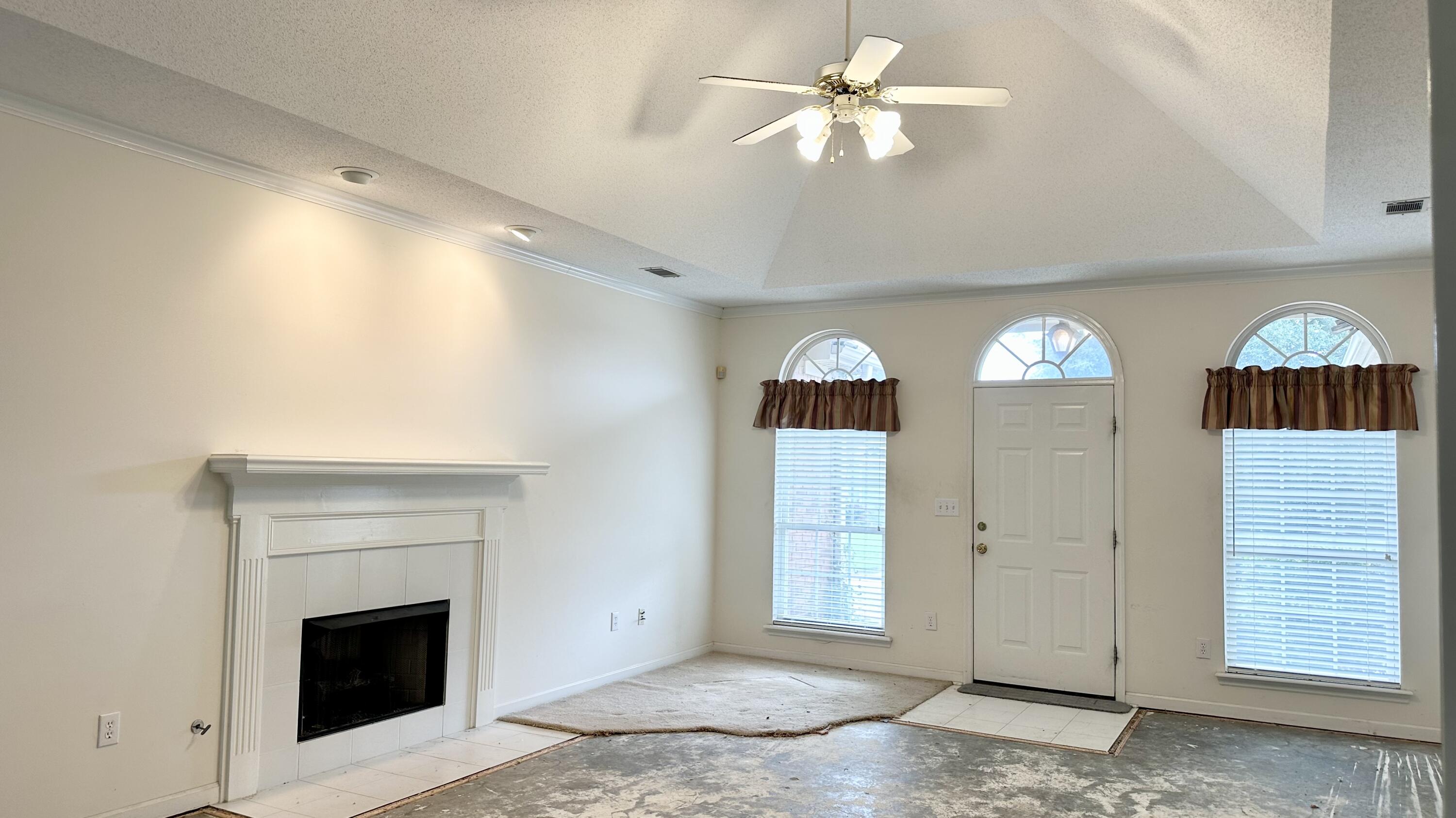 2101 Larks Court Augusta, GA 30909 - Photo 3 of 15 IMG_7489