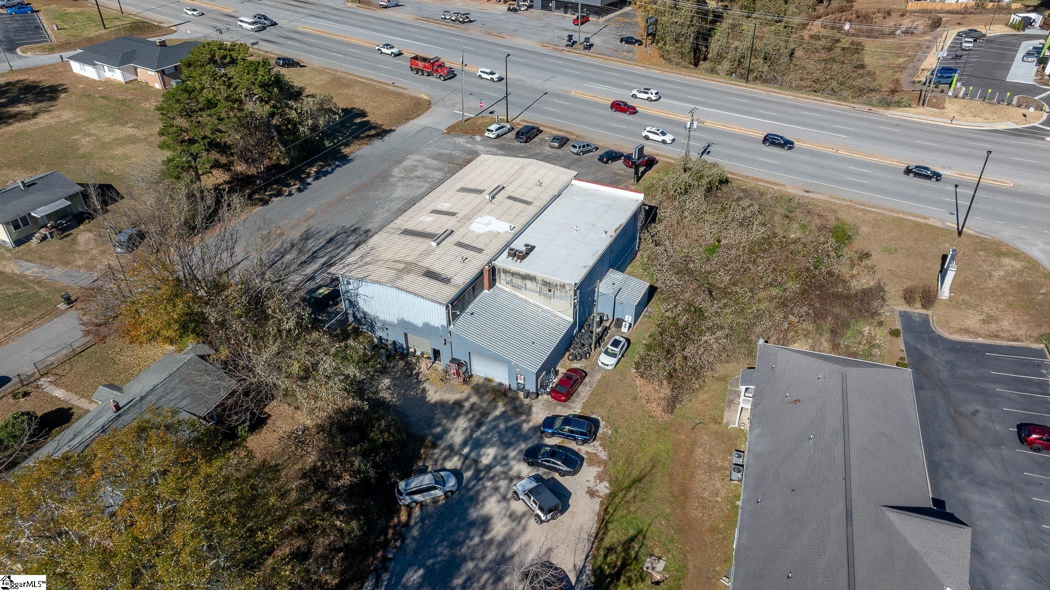 14629 East Wade Hampton Boulevard Greer, SC 29651 - Photo 39 of 40