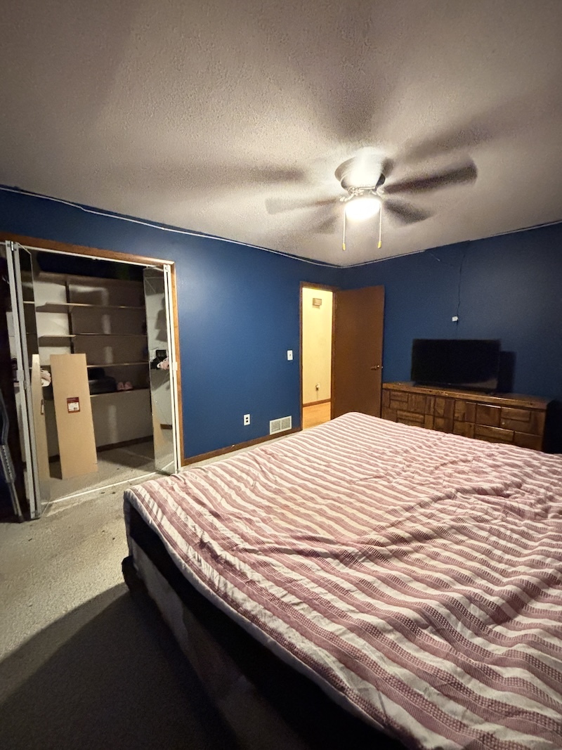 112 Cherry Street Carthage, IL 62321 - Photo 8 of 28 Gallery Image 8